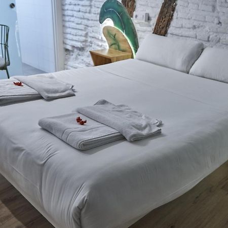 Pension Aliciazzz Bed And Breakfast Bilbao Ngoại thất bức ảnh