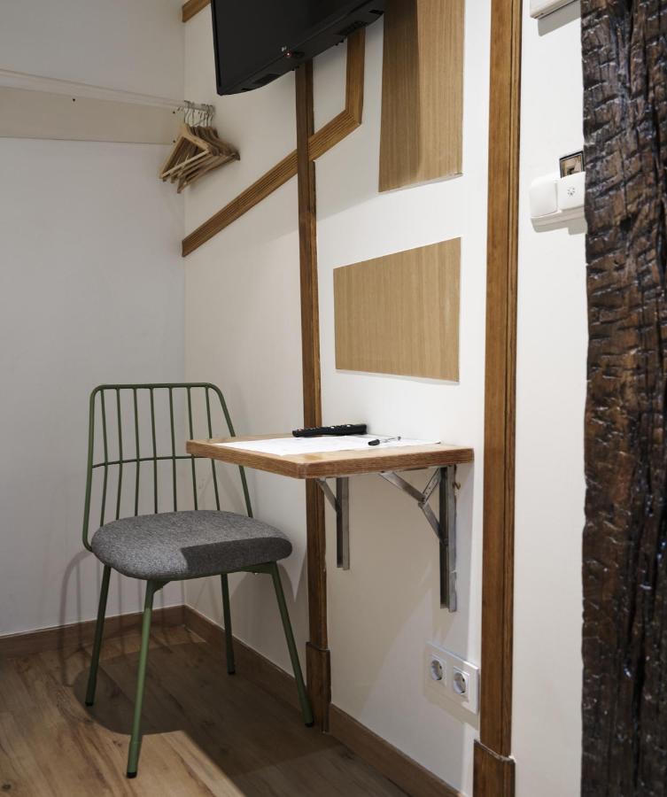Pension Aliciazzz Bed And Breakfast Bilbao Ngoại thất bức ảnh
