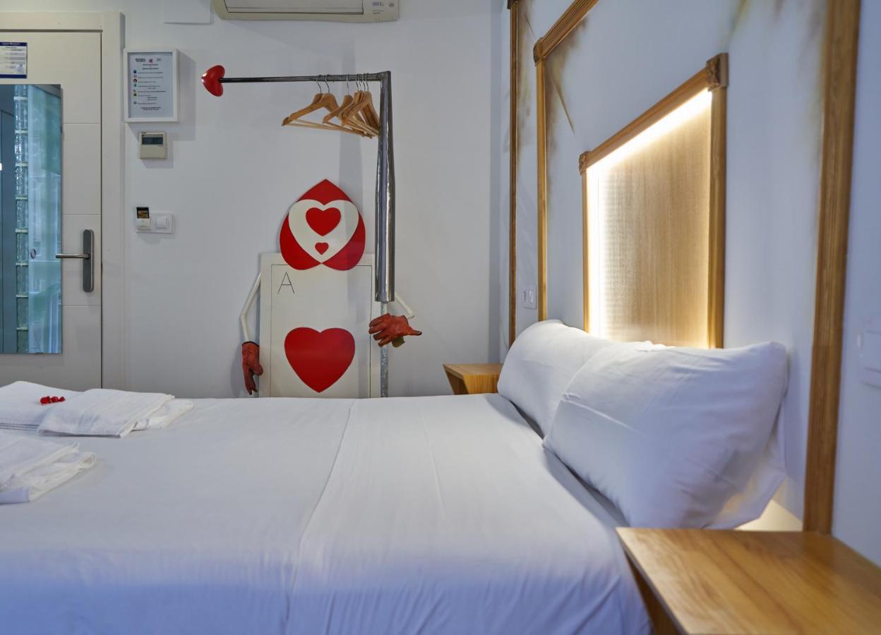 Pension Aliciazzz Bed And Breakfast Bilbao Ngoại thất bức ảnh