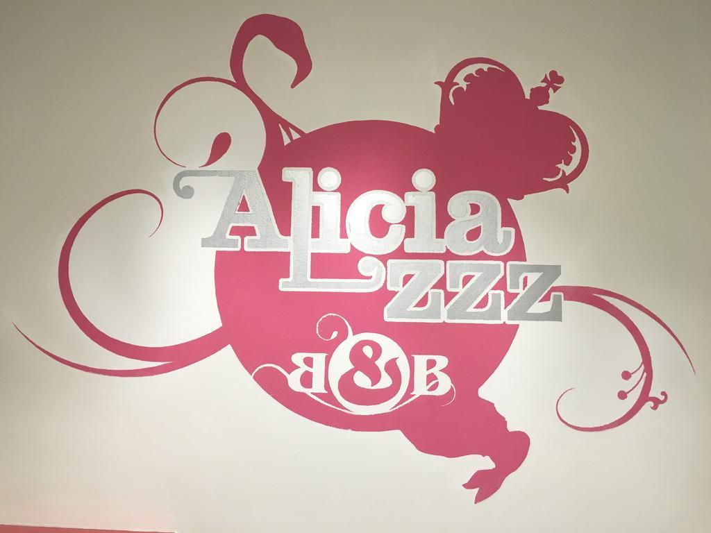 Pension Aliciazzz Bed And Breakfast Bilbao Ngoại thất bức ảnh