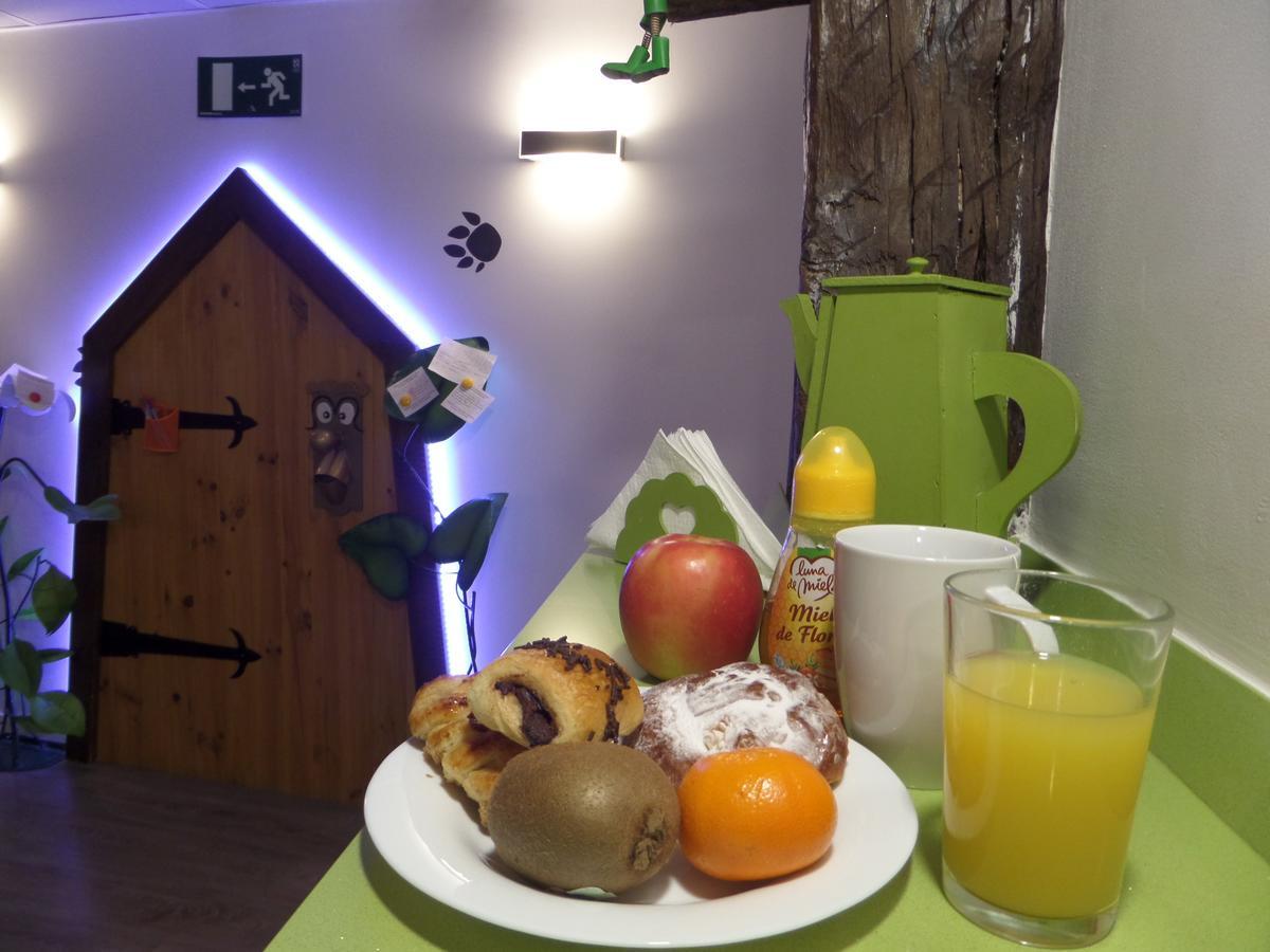 Pension Aliciazzz Bed And Breakfast Bilbao Ngoại thất bức ảnh